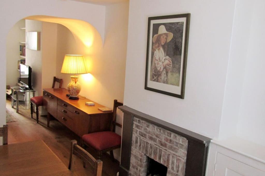 Welcoming Cottage In Chichester Near City Centre Екстер'єр фото