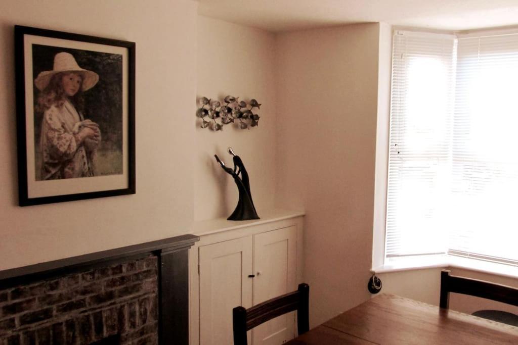 Welcoming Cottage In Chichester Near City Centre Екстер'єр фото