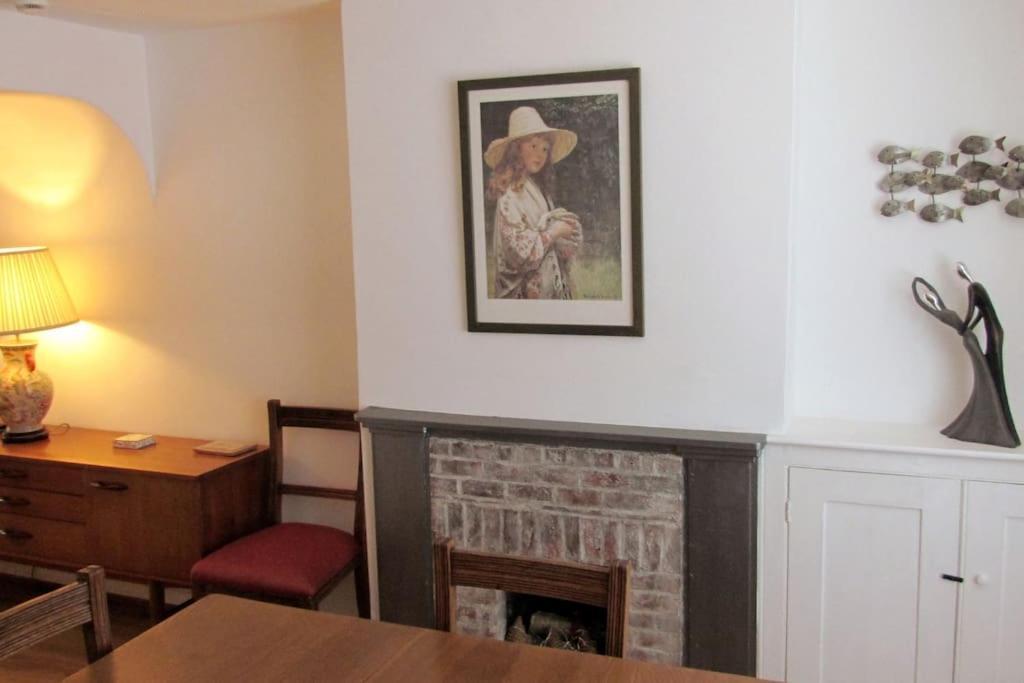 Welcoming Cottage In Chichester Near City Centre Екстер'єр фото